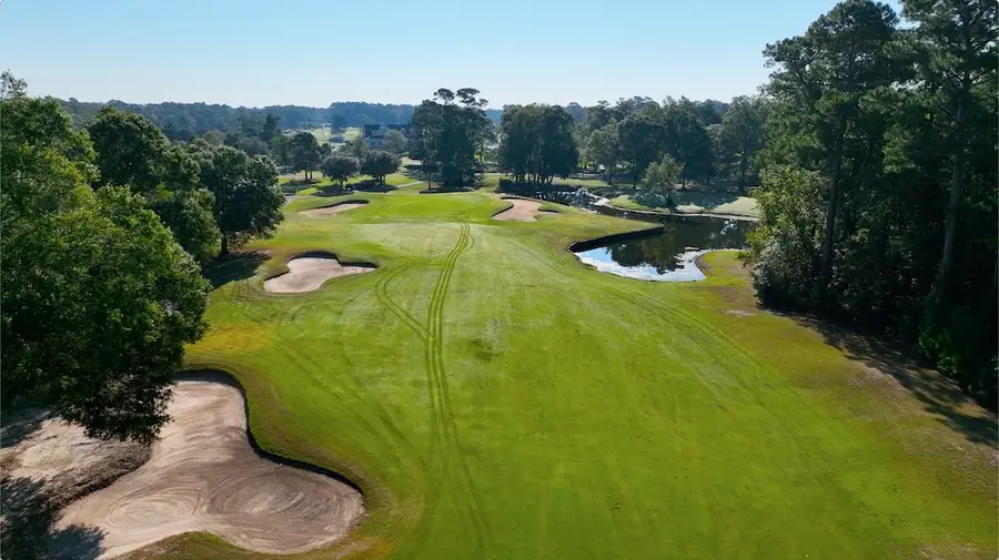 Lion's Paw golf course