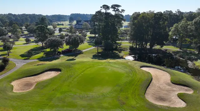 Lion's Paw golf course