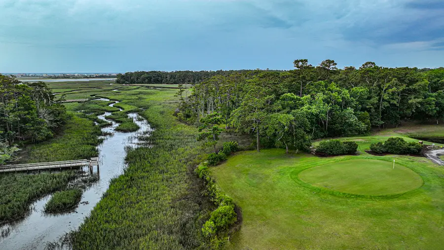 Lockwood Folly Country Club golf course