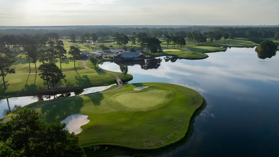 Man o' War Golf Club golf course