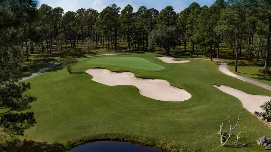 Pearl Golf Links golf course