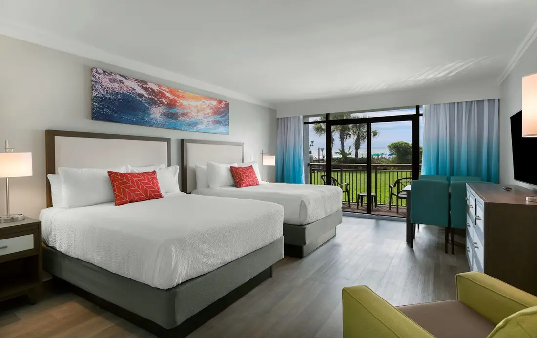 Grande Cayman Resort