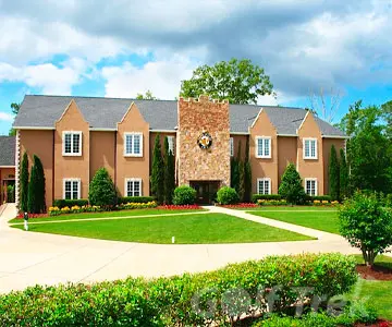 Shaftesbury Suites