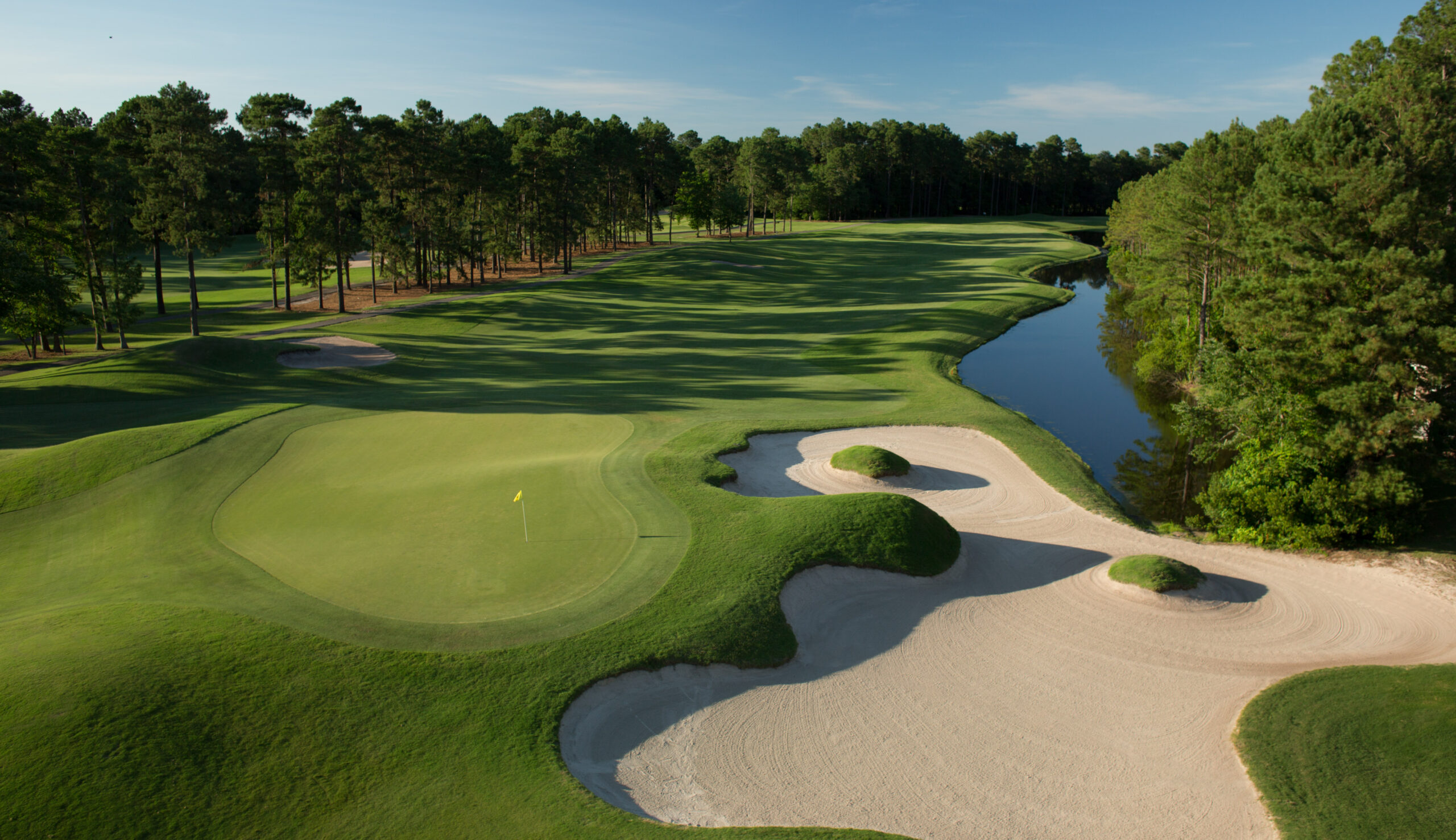 Wild Wing Avocet golf course in Myrtle Beach during peak golf season